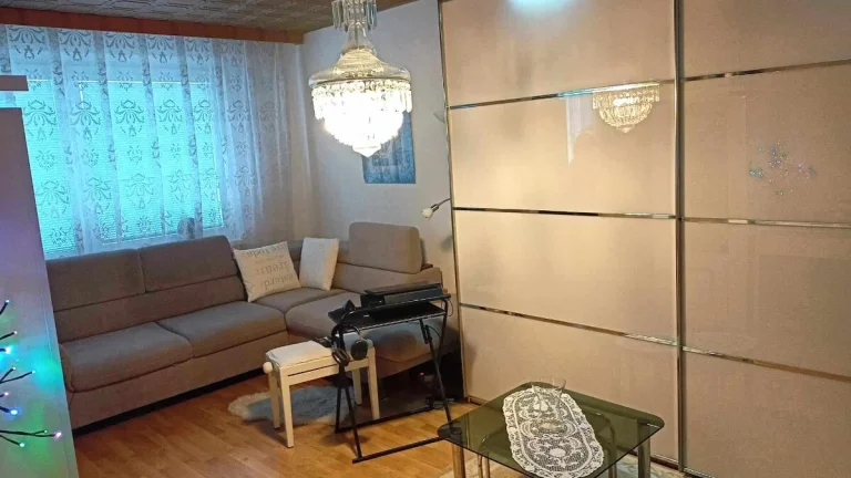 Predaj, 3 izbový zariadený byt s veľkou loggiou, Západ