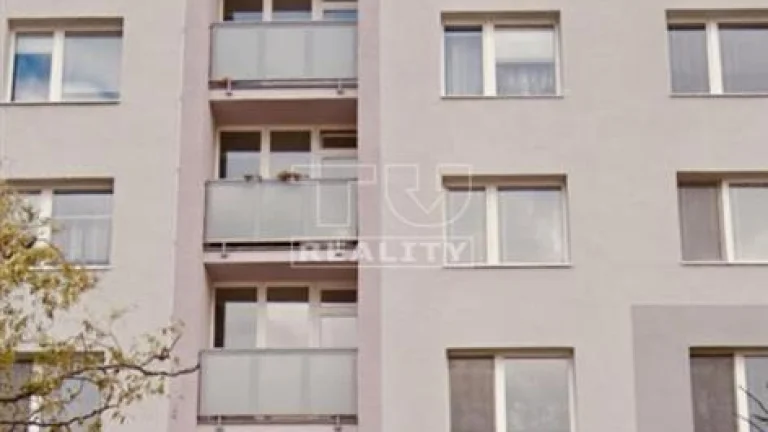 Predám 3iz. byt na Záhorackej ulici v Malackách 64m2