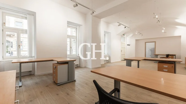 POŠTOVÁ – Priestranné komerčné priestory (123 m²) – Kompletn