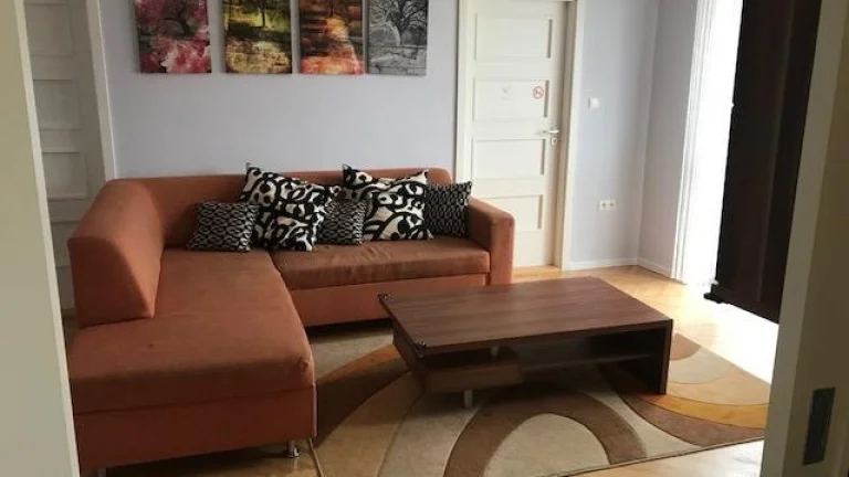 Dám do prenájmu 3i byt po rekonštrukcii,balkón, Zvolen