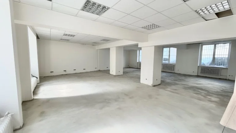 Exkluzívne na predaj jedinečný obchodný priestor Mýtna