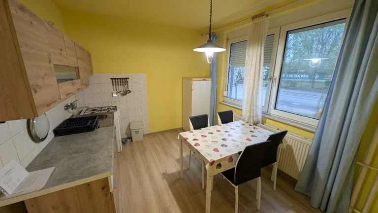Predaj 2 izbový byt 60 m2, Nové Zámky
