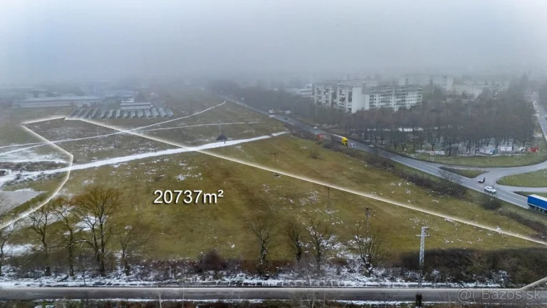 Pozemok v blízkosti SPP v priemyselnom parku v Michalovciach
