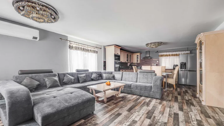 5 izbový tehlový rodinný dom | Veľká Ida