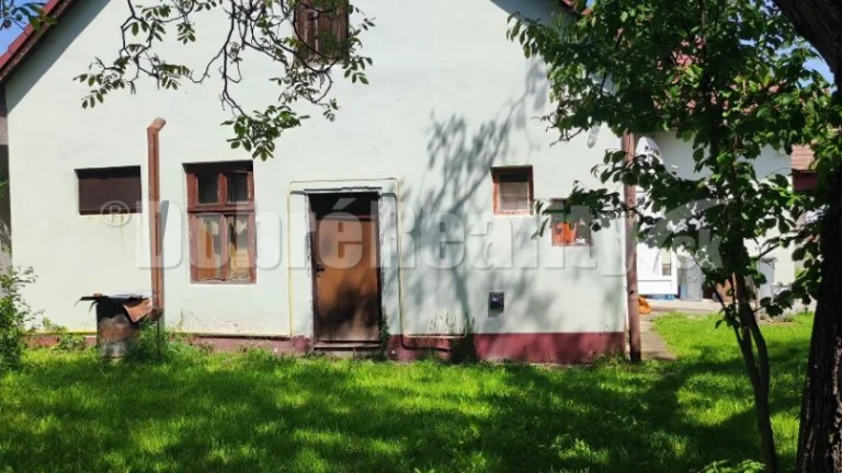 Rodinný dom s krásnou záhradou v Topoľčanoch