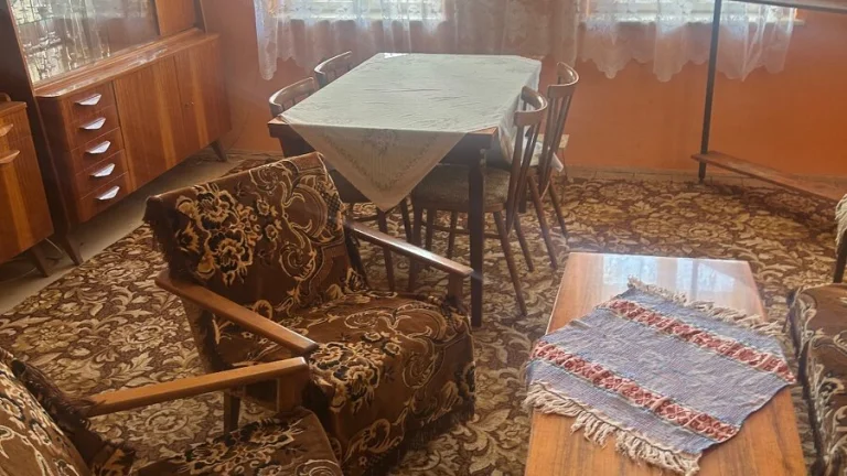 Chalupa v srdci obce Gočovo