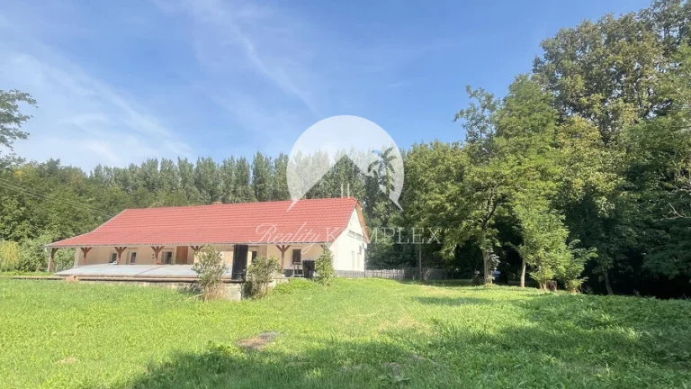 Reality KOMPLEX s.r.o., Vám ponúka na predaj krásny rodinný