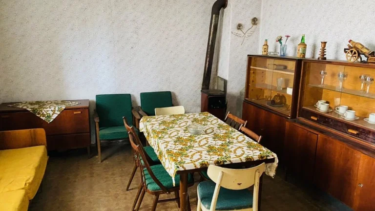 Chalupa - rodinný dom so záhradou, Chtelnica