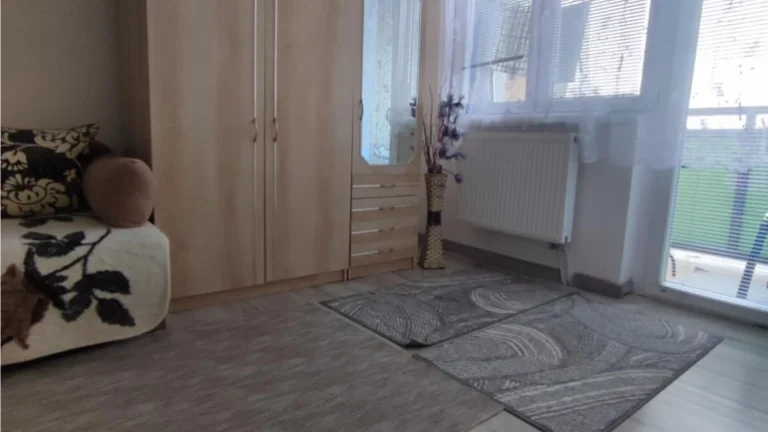 3 izbový byt s vlastným kúrením– Komárno-Ďulov Dvor