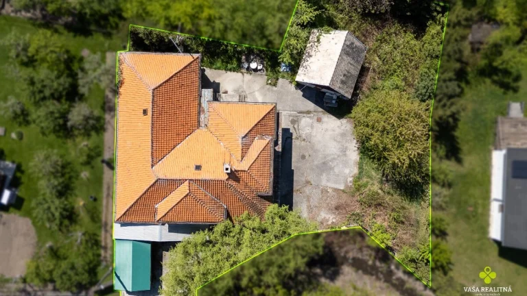 NA PREDAJ – Objekt vhodný na výstavbu bytového domu
