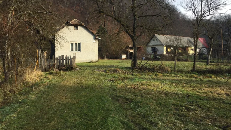 Predám malý domček v pôvodnom stave v obci Striežovce