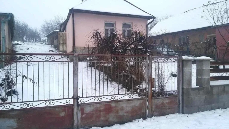 NA PREDAJ GAZDOVSKÝ 2 IZBOVÝ RODINNÝ DOM - IPEĽSKÉ ÚĽANY