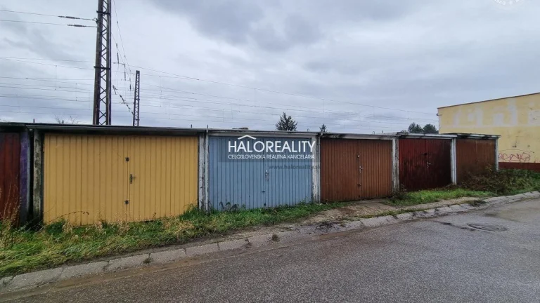 HALO reality - Predaj, garáž Bratislava Nové Mesto, Jurská -
