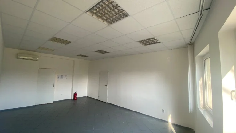 Kancelária na prenájom blízko centra - 40 m2