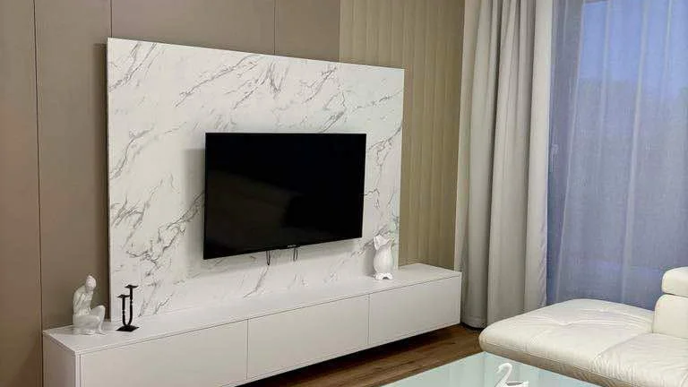 •Nový• Moderný 2 izbový byt s parkovacím miestom na prenájom