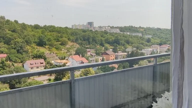Na prenájom 1.5i byt v Karlovej Vsi