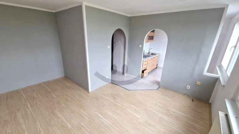 Čiastočne rekonštruovaný 1-izb byt Komárno