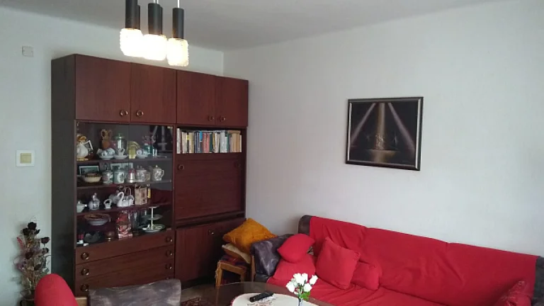 REZERVOVANÉ Predám 2 izbový byt na sídlisku Tlmače - Lipník.