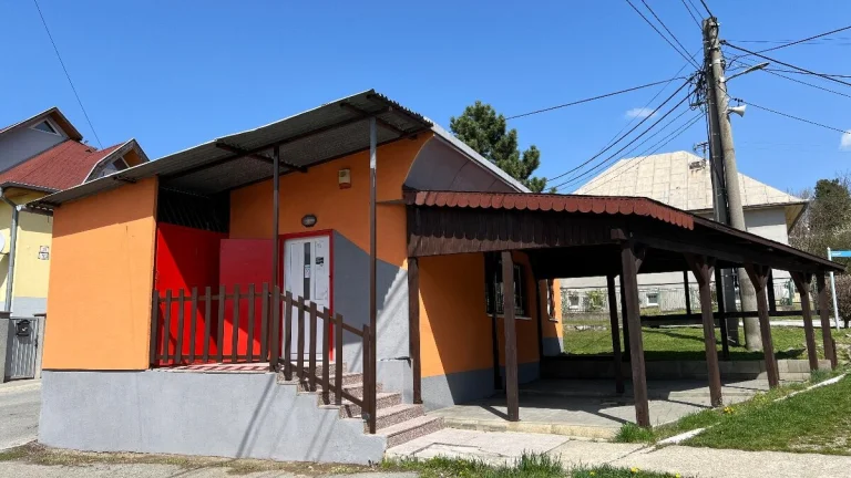 PRENÁJOM📍ŤAHANOVCE - BUDOVA + 🅿️🚘 + ALTÁNOK