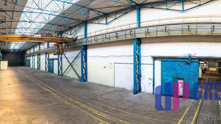 Prenájom haly do 10000 m2 s v. 10m, mostový žeriav do 20t