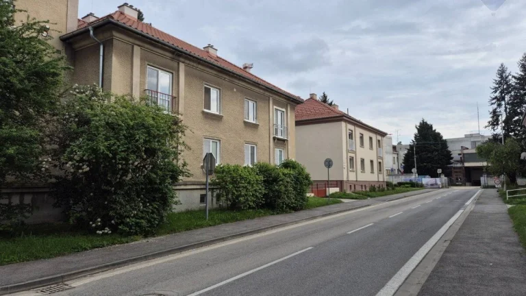 1-izbový byt, pôvodný stav, Spojovacia ul. Nitra