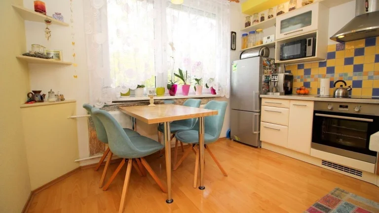 PREDAJ 3 izbový byt 65m² V.okružná Partizánske