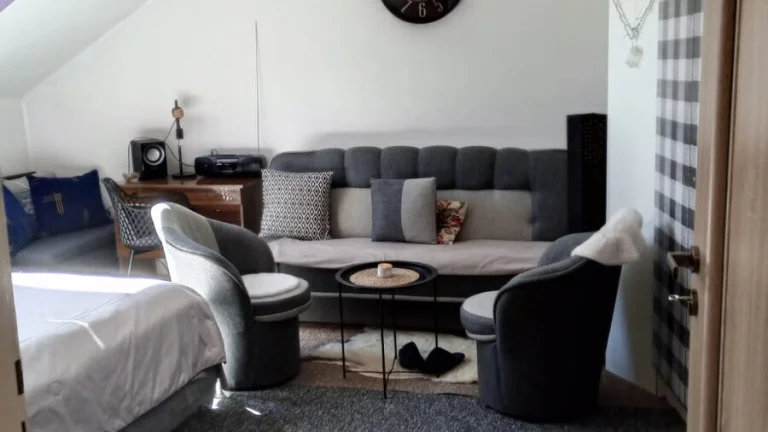 1 izbový podkrovný byt 36 m2