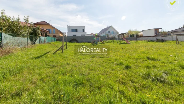 HALO reality - Predaj, pozemok pre rodinný dom 556 m2 Stupav