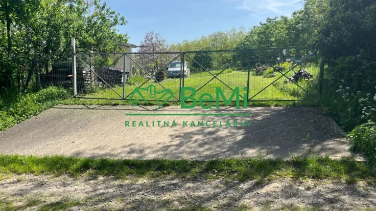 Predaj pozemok - Krškany (002-14-MIJK)