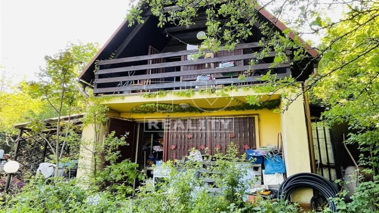 Unikátna ponuka v Karlovej Vsi-3.izb.domček s výhľadom...