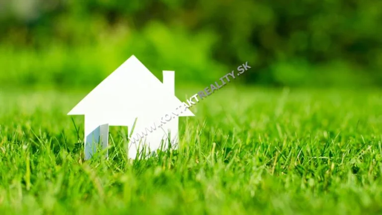 Stavebné pozemky 696m2, 400m2 a 639 m2 Valaliky, Košice okol