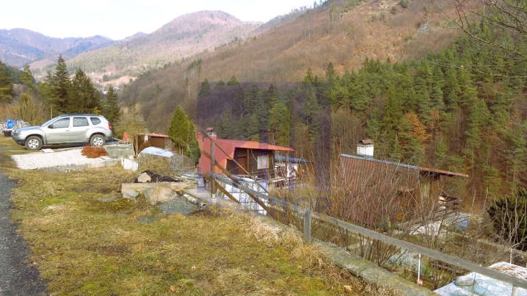 Predaj záhradná chata, 280 m2 pozemku, 2 km od Banská Bystri