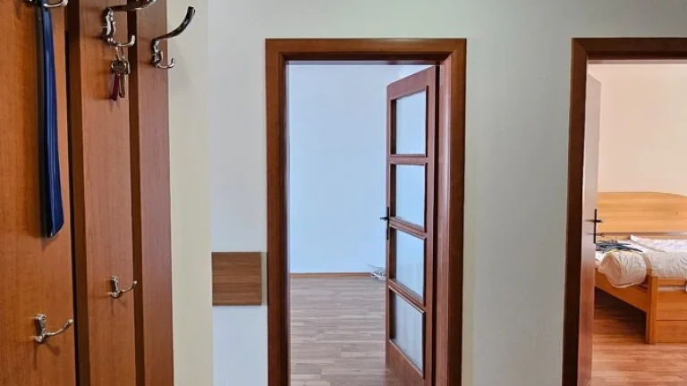 2i zariadený byt s balkónom, centrum Prievidza