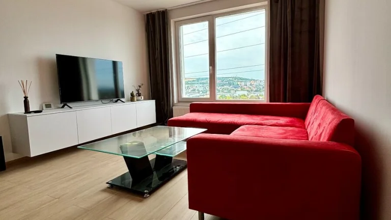 Predaj 5 izb.rodinný dom Hlohovec- NováŠtvrť