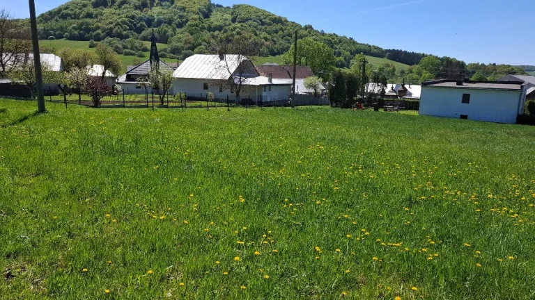 POZEMOK NA VÝSTAVBU - NIŽNÁ POLIANKA