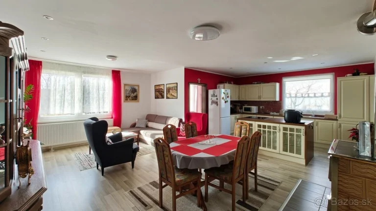 Pasívny rodinný dom v Mlynici, pozemok 634 m2