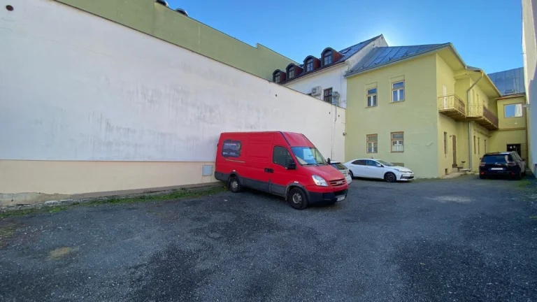 Prenájom parkovacie miesta priamo v centre Popradu