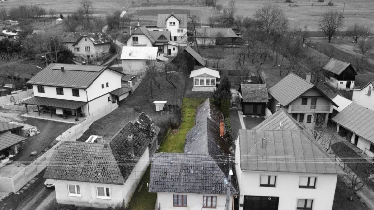 Rodinný dom v pôvodnom stave / 333 m2 / - Súľov
