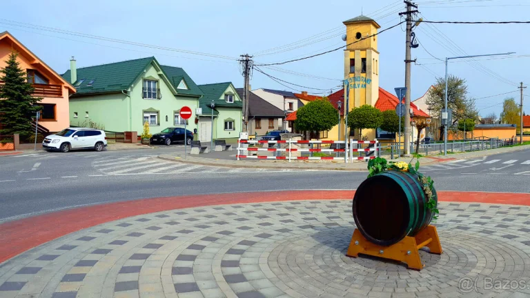 Luxusný pozemok LIMBACH PRI CESTE, VÝHĽAD Pezinok