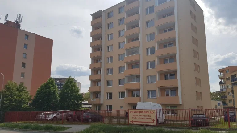 Pronájem bytu 1+1, 36 m2 + lodžie, ul. Mičurinova, Znojmo