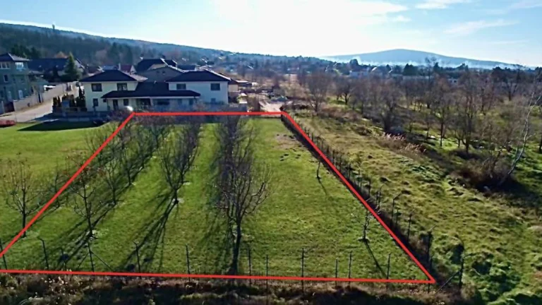Exkluzívny stavebný pozemok na predaj – Záhorská Bystrica, V