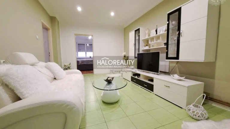HALO reality - Predaj, trojizbový byt Jablonec, záhrada 231m