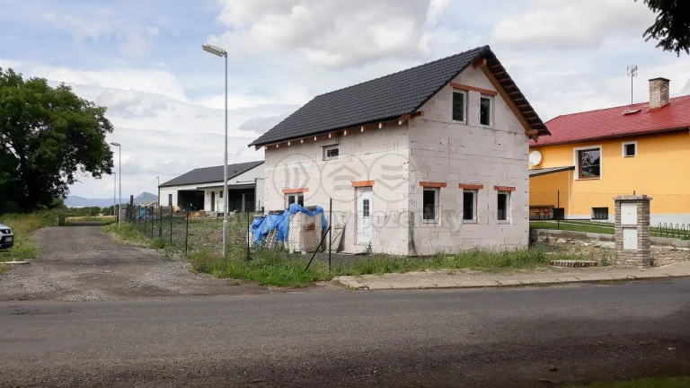 Prodej rodinného domu, 90 m², Černiv