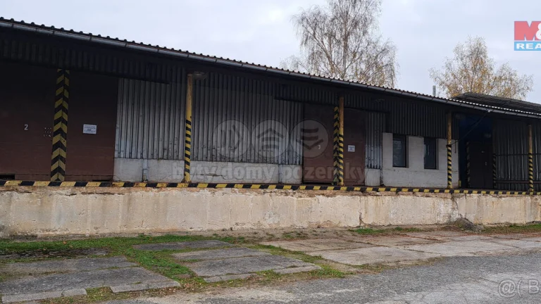Pronájem skladu, 486 m², Jindřichův Hradec, ul. U Nádraží