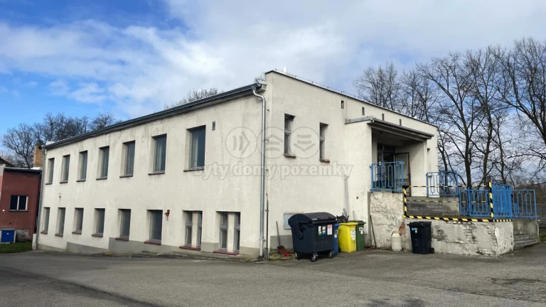 Pronájem skladu, 217 m², Jindřichův Hradec, ul. U Nádraží