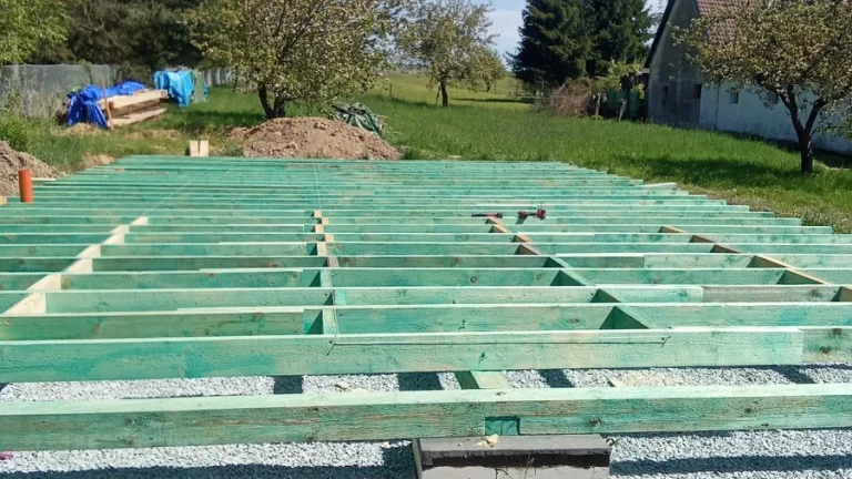 Malé a větší dřevostavby Tiny Haus