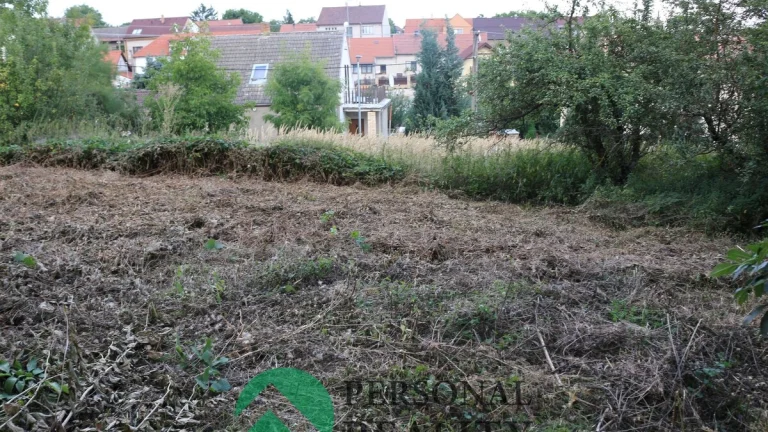 Prodej pozemky pro bydlení, 1 064 m2 - Kladno, ev.č. 01657
