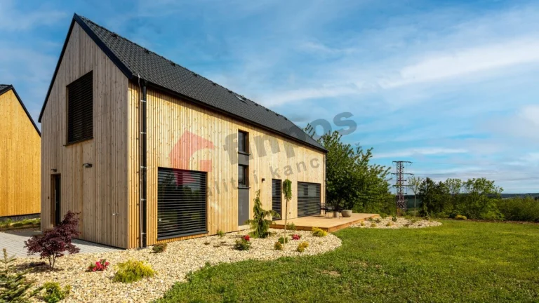 Prodej novostavby rodinného domu 5+kk (127 m²) s pozemkem 56