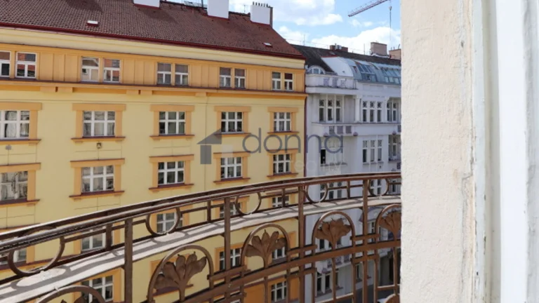 Pronájem bytu 2+1/B, 79m2, ul. Polská, Praha 2 - Vinohrady,