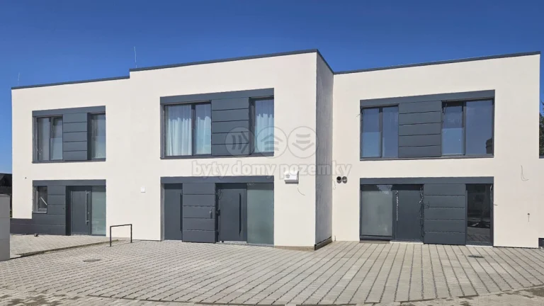 Prodej rodinného domu, 194 m², Sezemice
